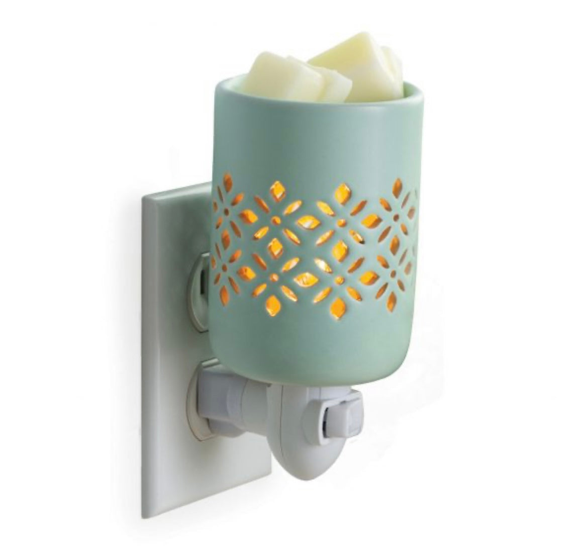 Soft Mint Pluggable Fragrance Warmer